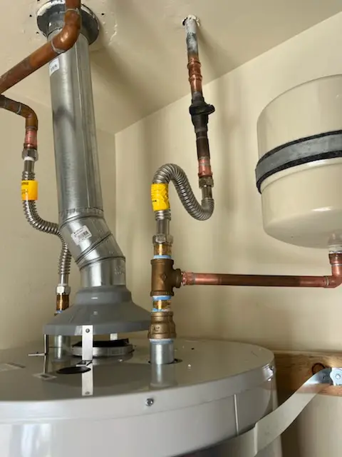 Water heater installation and plumbing repair in Goldleaf